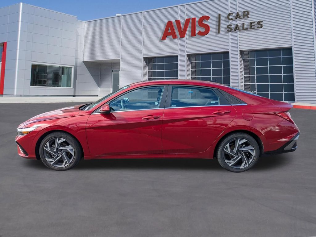 Thumbnail: 2025 Hyundai Elantra - 10