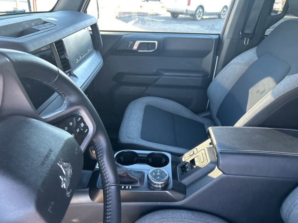 Thumbnail: 2025 Ford Bronco - 10