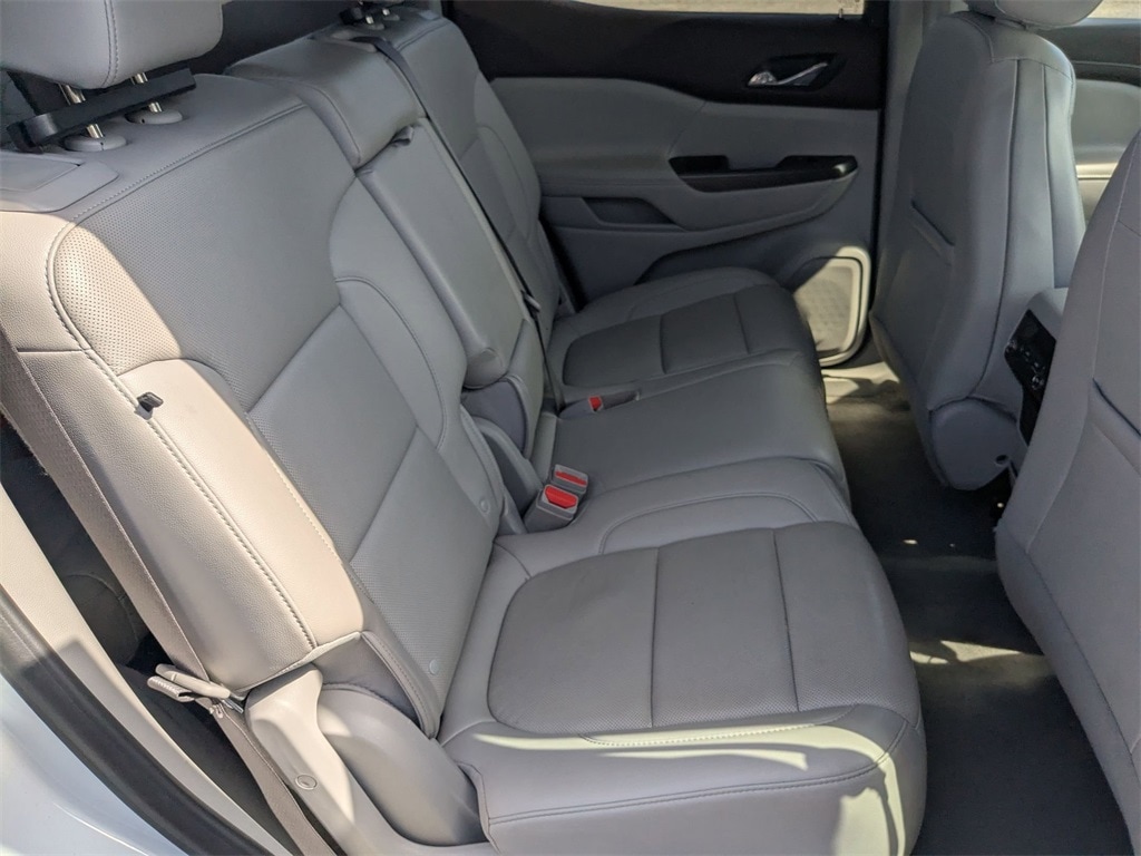 Thumbnail: 2023 GMC Acadia - 33
