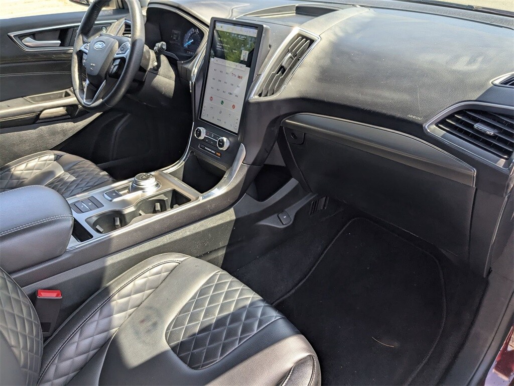 Thumbnail: 2024 Ford Edge - 32