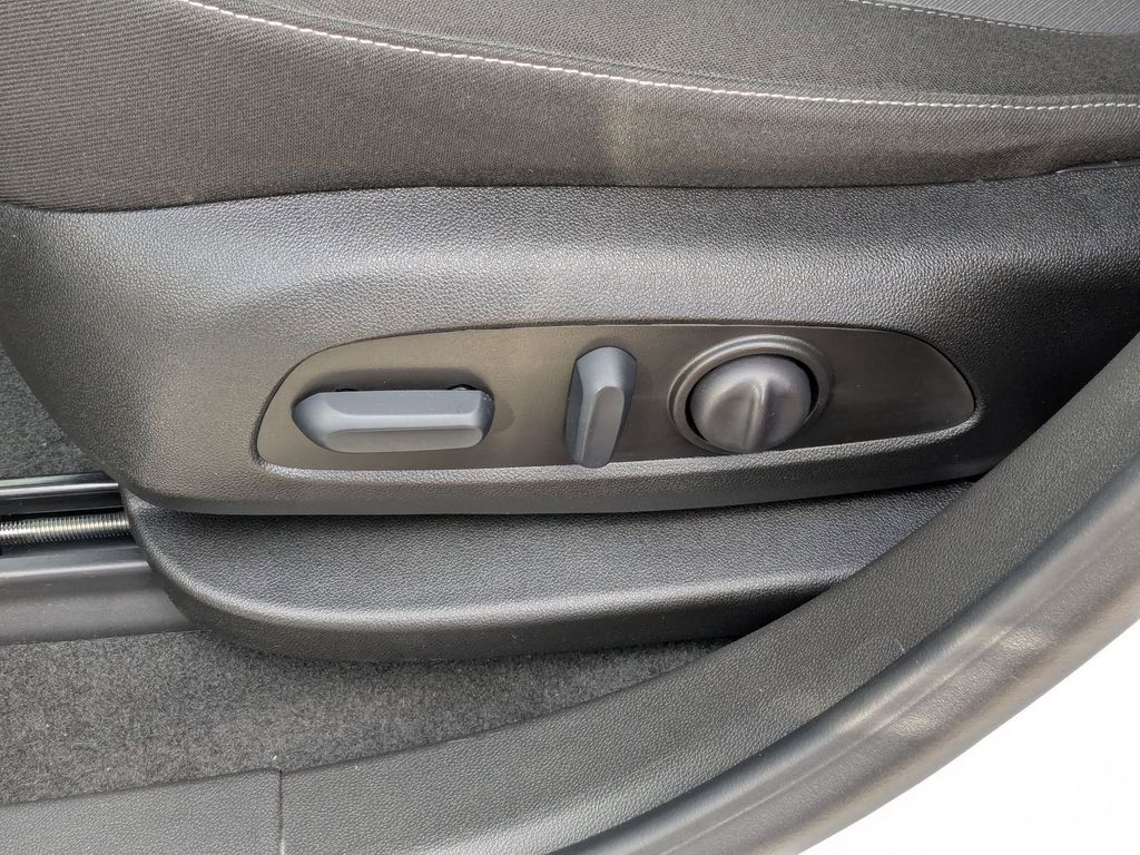 Thumbnail: 2025 Chevrolet Blazer - 14