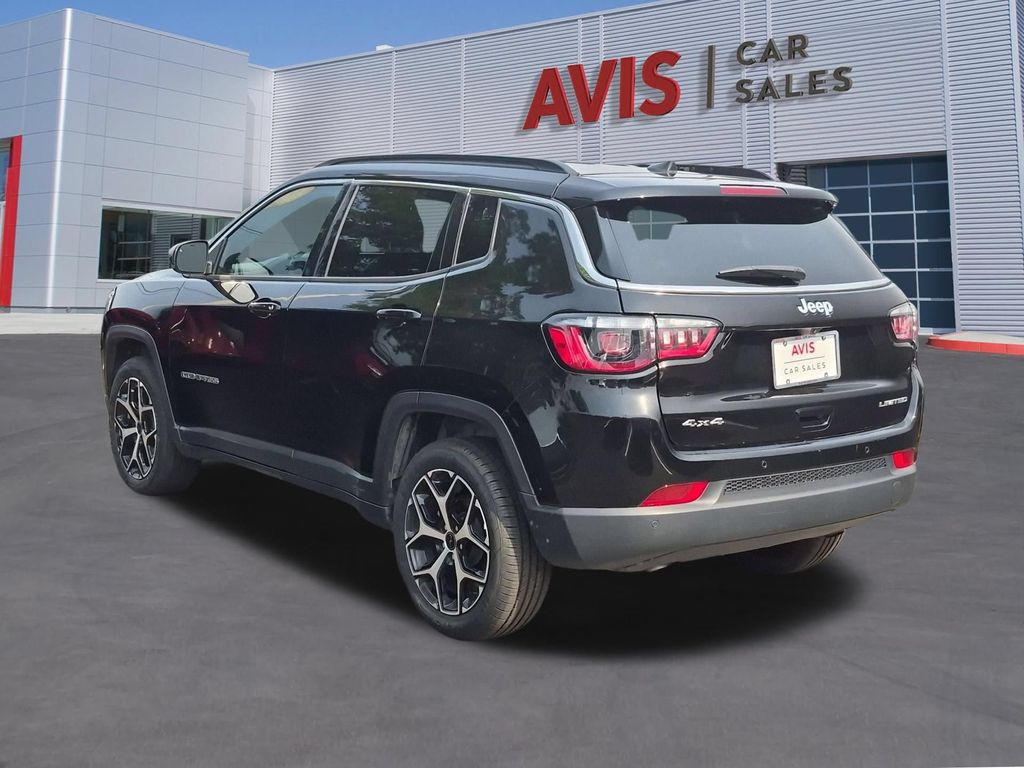 Thumbnail: 2025 Jeep Compass - 9