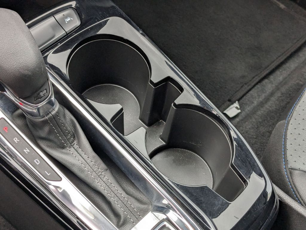 Thumbnail: 2025 Chevrolet Trax - 23