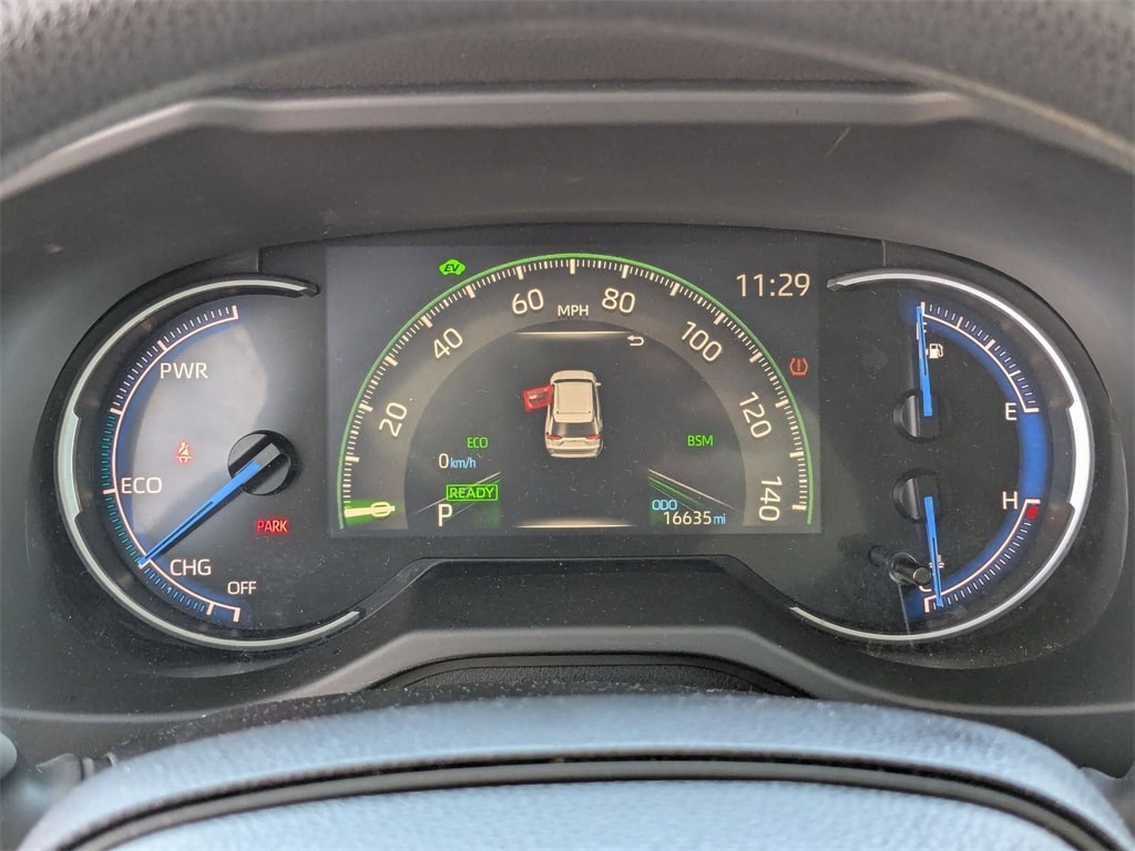 Thumbnail: 2025 Toyota RAV4 - 18