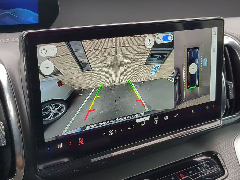 Thumbnail: 2025 Ford Expedition - 18