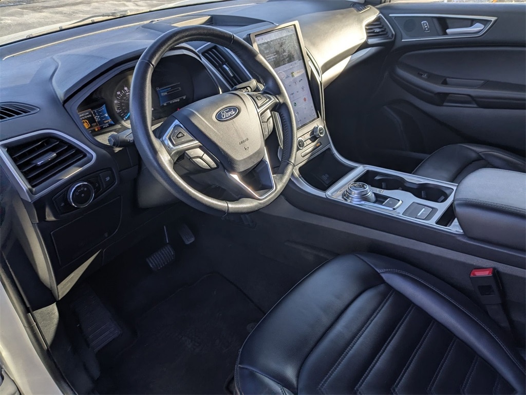 Thumbnail: 2024 Ford Edge - 16