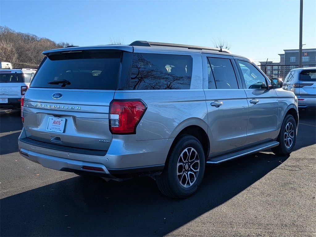 Thumbnail: 2023 Ford Expedition MAX - 6
