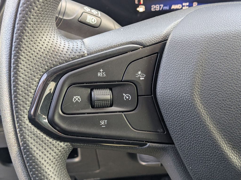 Thumbnail: 2025 Chevrolet TrailBlazer - 17