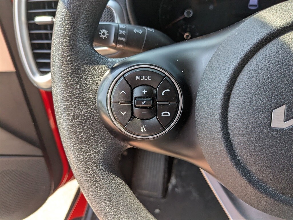 Thumbnail: 2022 Kia Soul - 15