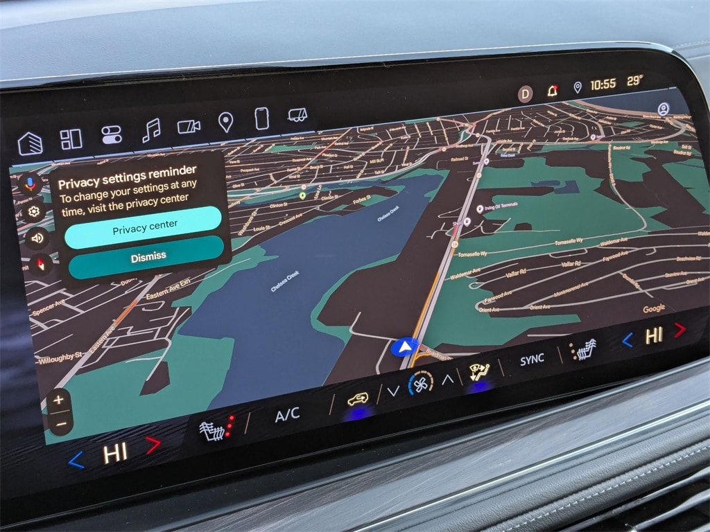 Thumbnail: 2025 Chevrolet Suburban - 25