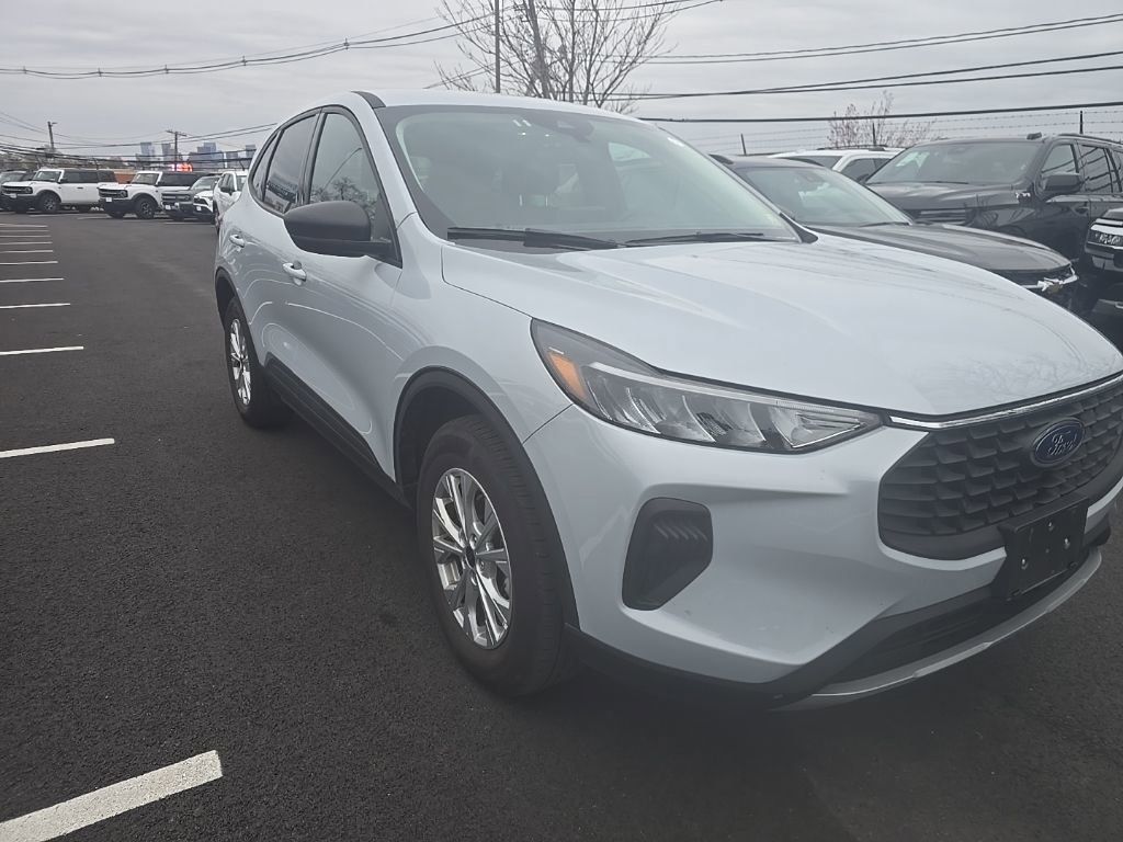 Thumbnail: 2025 Ford Escape - 3