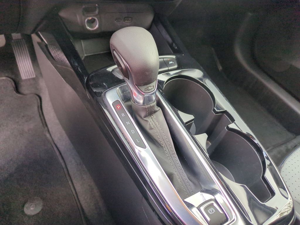 Thumbnail: 2025 Chevrolet Trax - 15