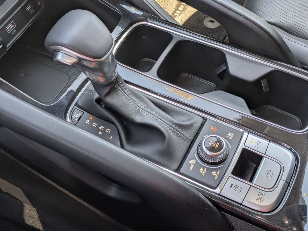 Thumbnail: 2025 Kia Telluride - 24