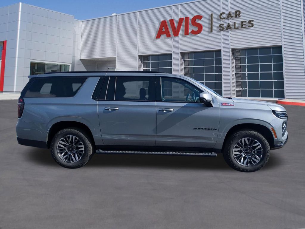 Thumbnail: 2025 Chevrolet Suburban - 5
