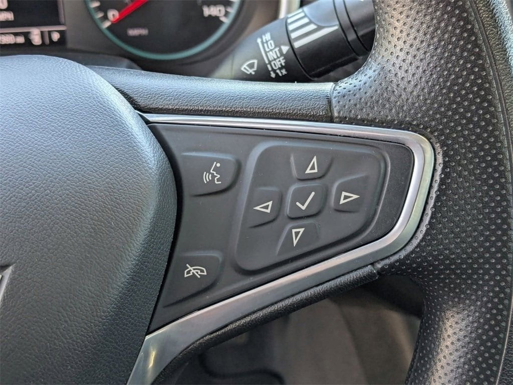 Thumbnail: 2023 Chevrolet Malibu - 23