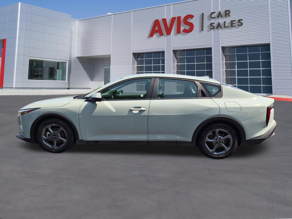 Thumbnail: 2025 Kia K4 - 10