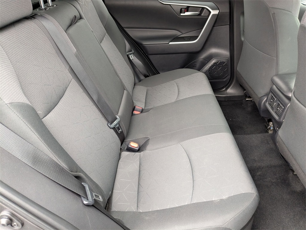 Thumbnail: 2025 Toyota RAV4 - 34