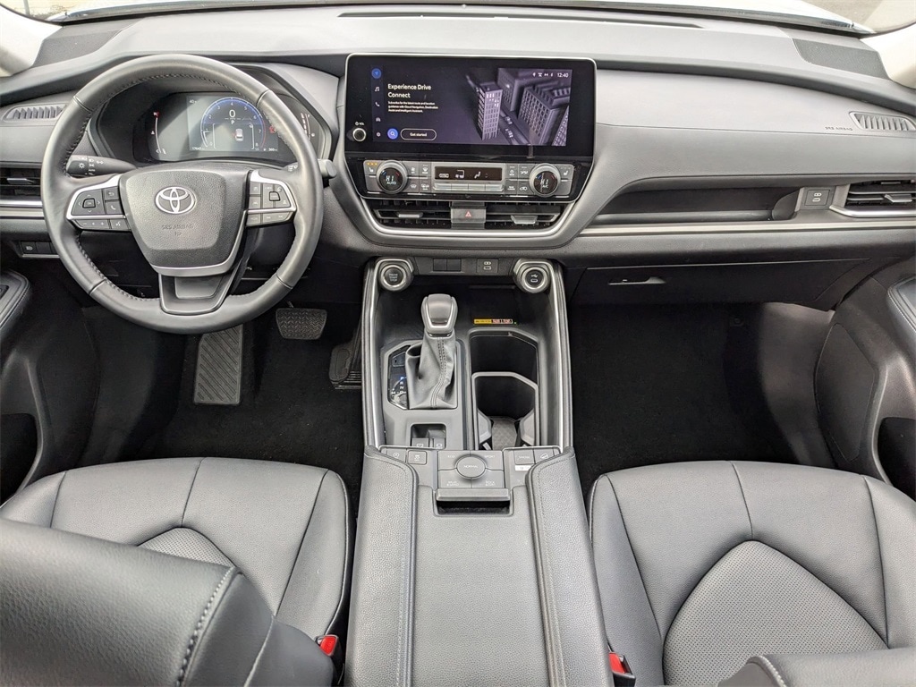 Thumbnail: 2025 Toyota Grand Highlander - 36