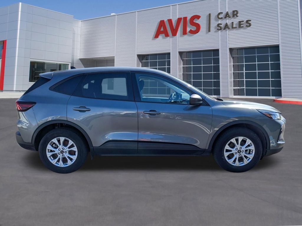 Thumbnail: 2025 Ford Escape - 5