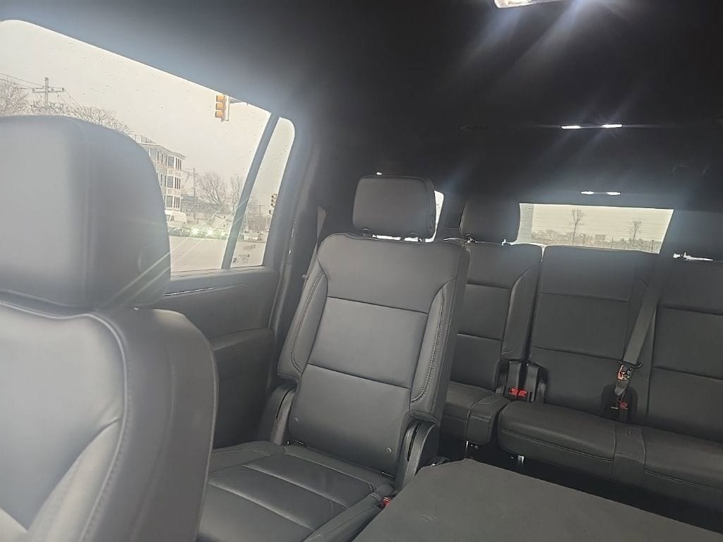 Thumbnail: 2025 Chevrolet Suburban - 7