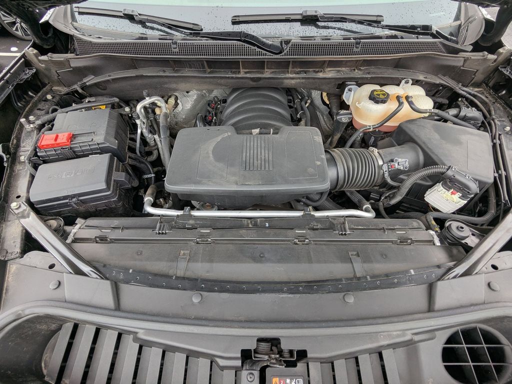 Thumbnail: 2025 Chevrolet Tahoe - 37