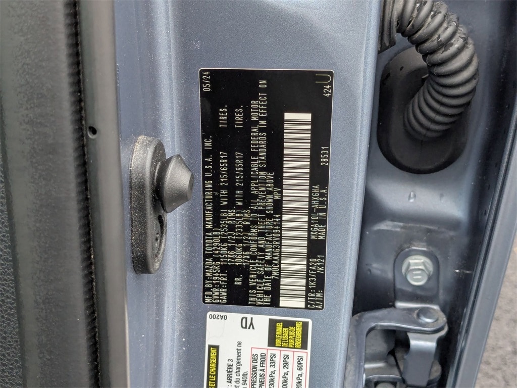 Thumbnail: 2024 Toyota Corolla Cross - 37