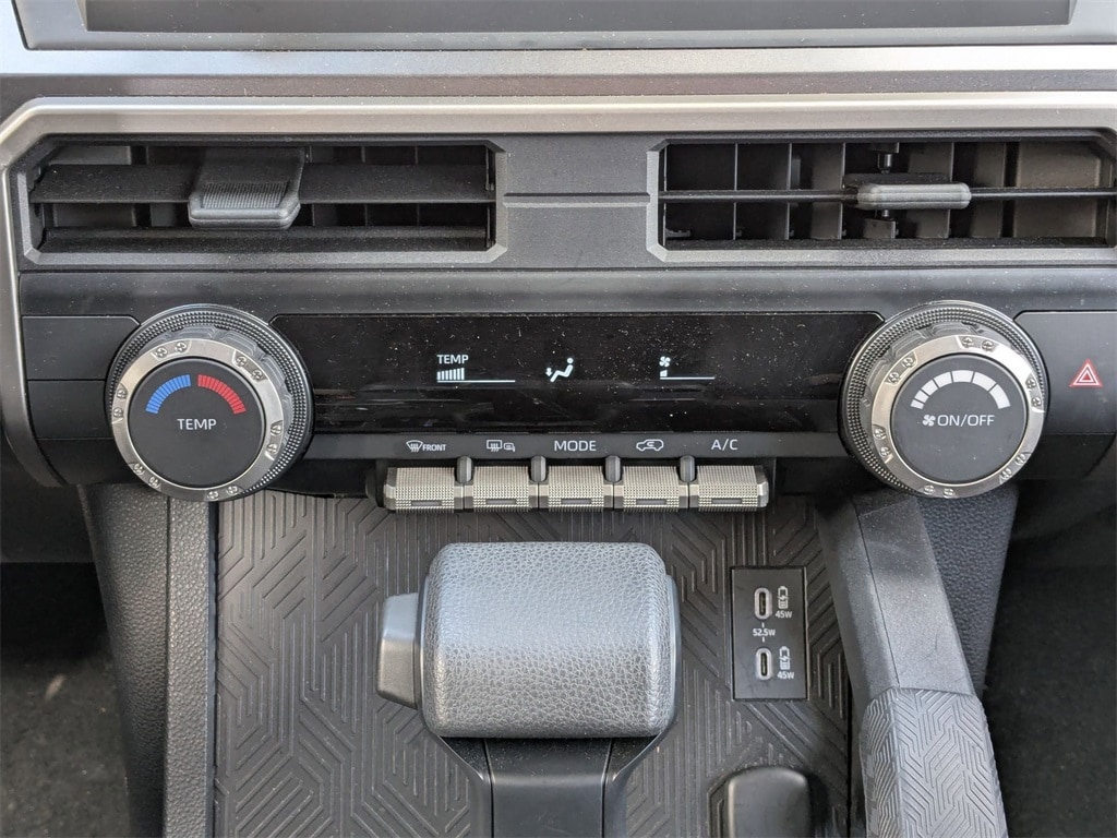 Thumbnail: 2025 Toyota 4Runner - 24