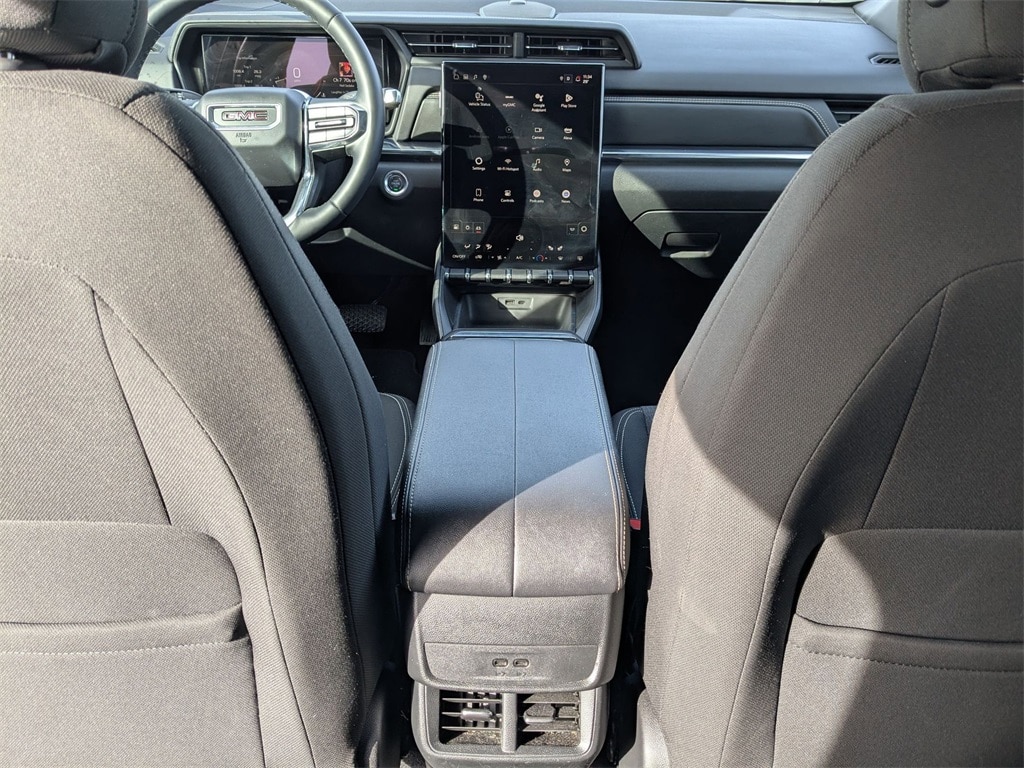 Thumbnail: 2025 GMC Terrain - 31