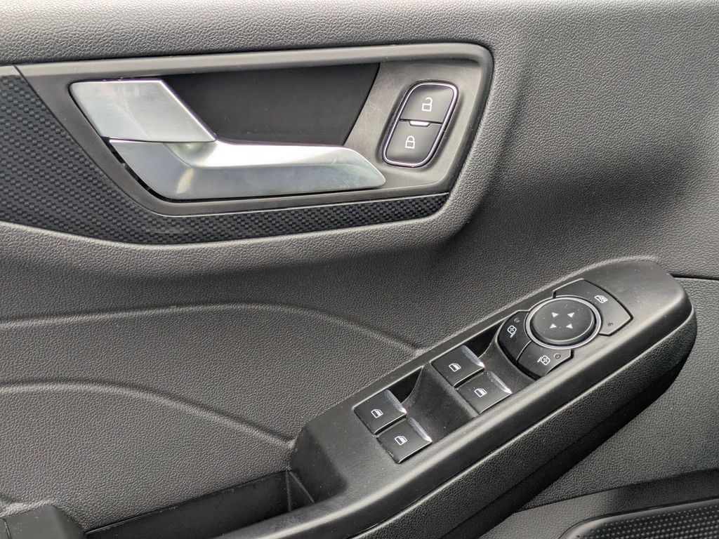 Thumbnail: 2025 Ford Escape - 14