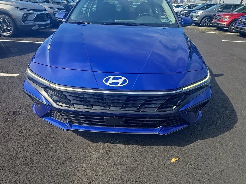 Thumbnail: 2025 Hyundai Elantra - 2