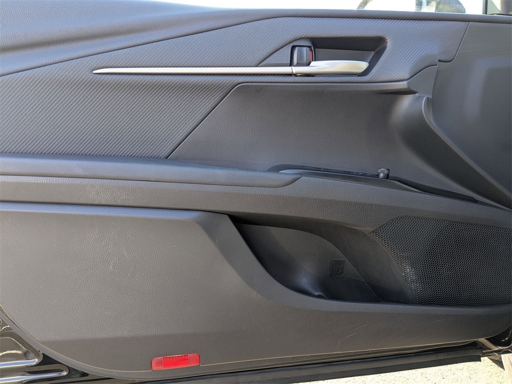 Thumbnail: 2025 Toyota Camry - 13