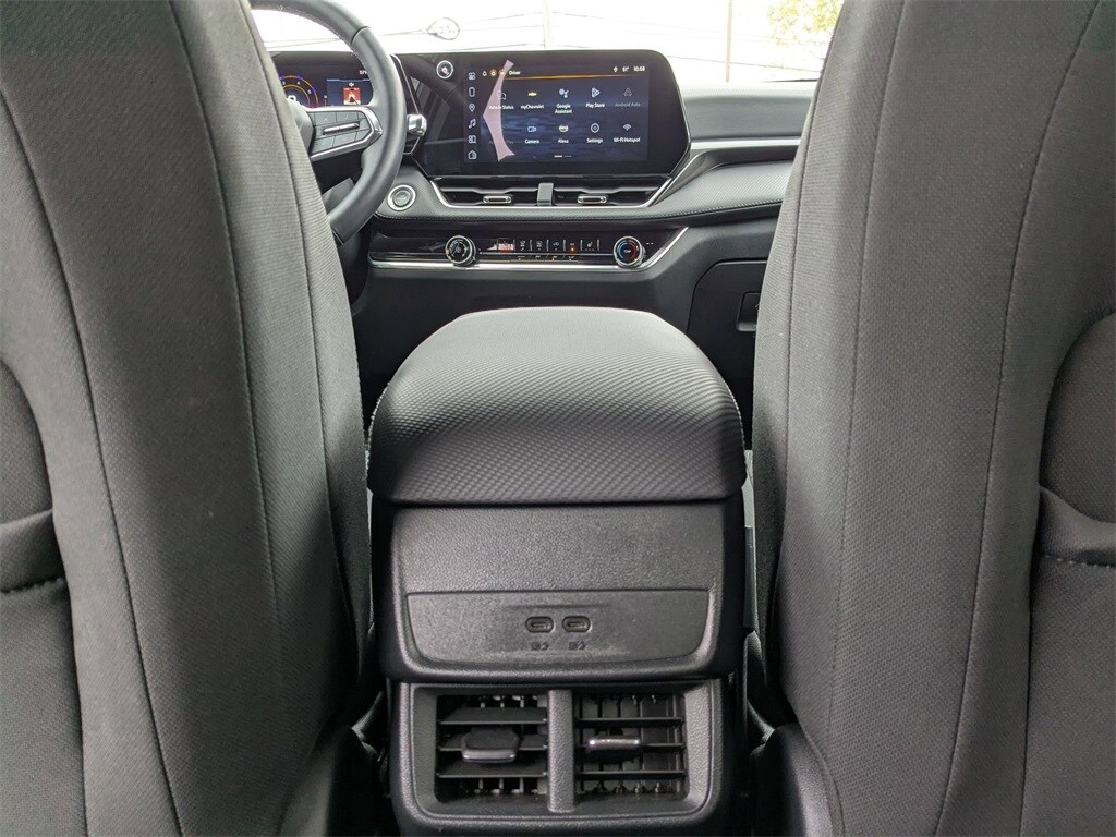 Thumbnail: 2025 Chevrolet Equinox - 30