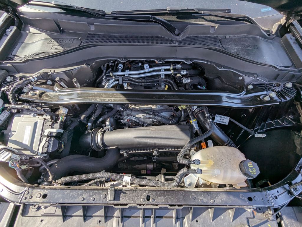 Thumbnail: 2025 Ford Explorer - 37