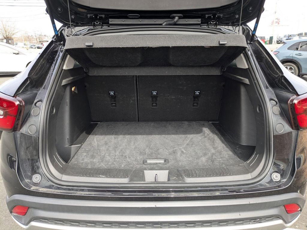 Thumbnail: 2025 Chevrolet Trax - 26