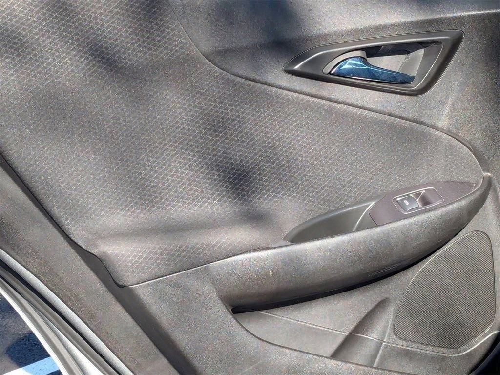 Thumbnail: 2023 Chevrolet Malibu - 31