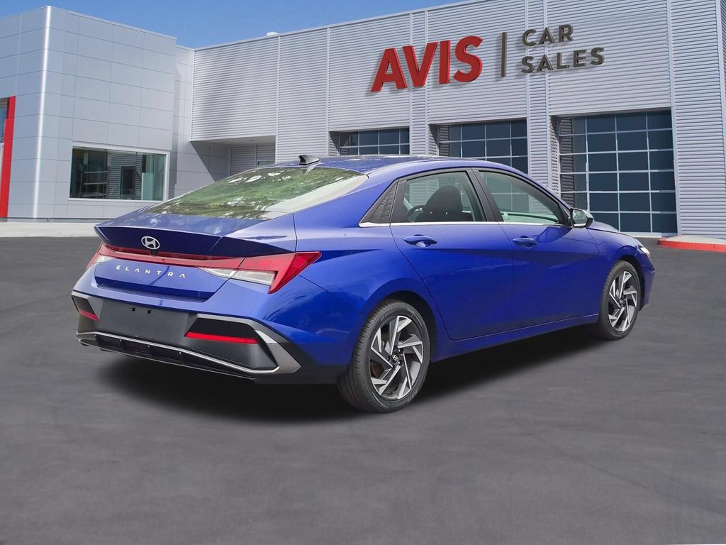 Thumbnail: 2025 Hyundai Elantra - 6