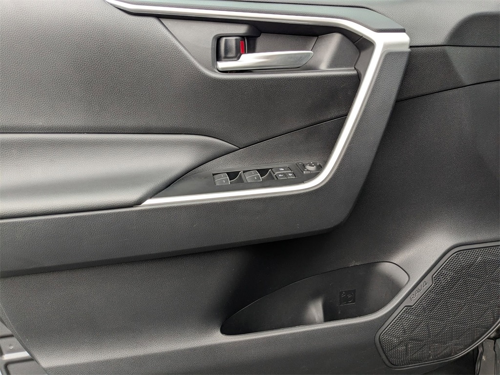 Thumbnail: 2025 Toyota RAV4 - 13