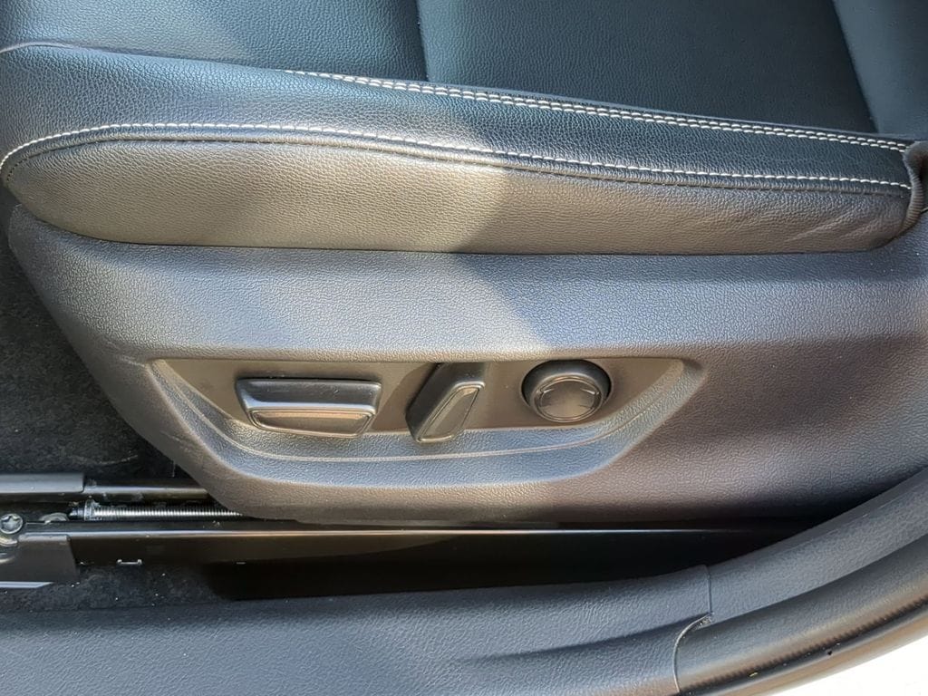 Thumbnail: 2025 Toyota Camry - 14