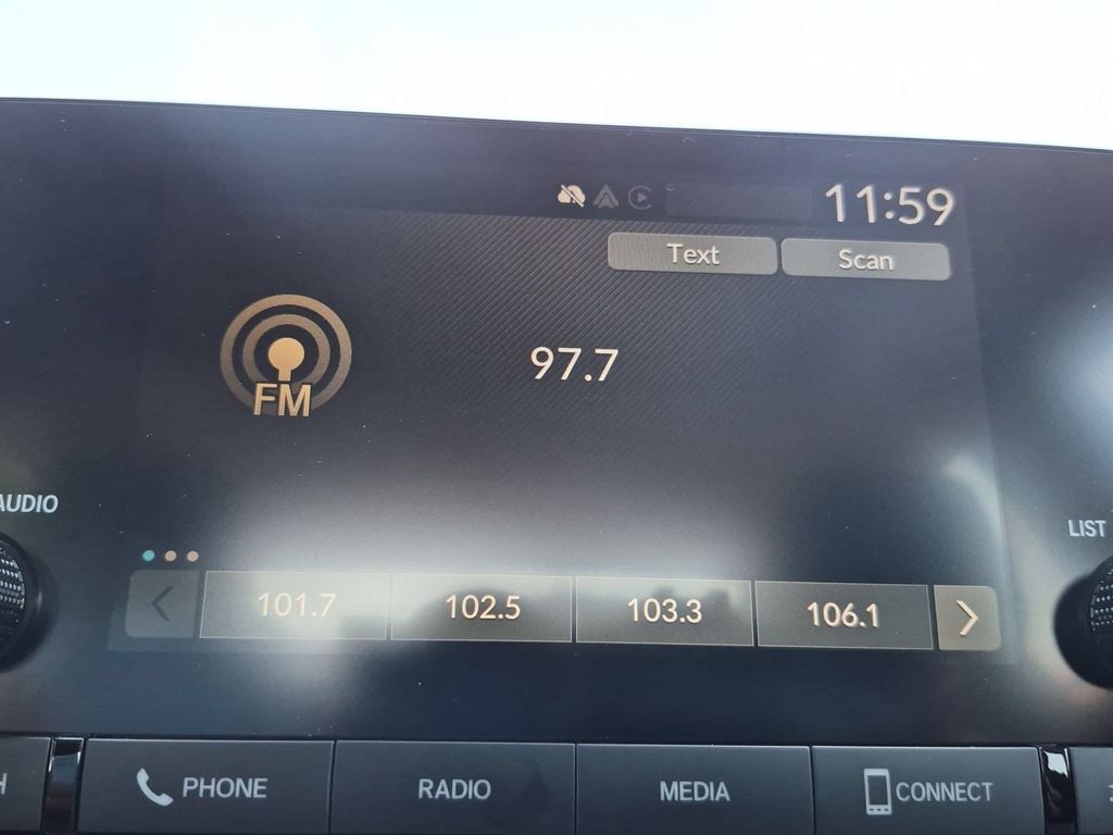 2025 Honda Accord SE - Photo 18