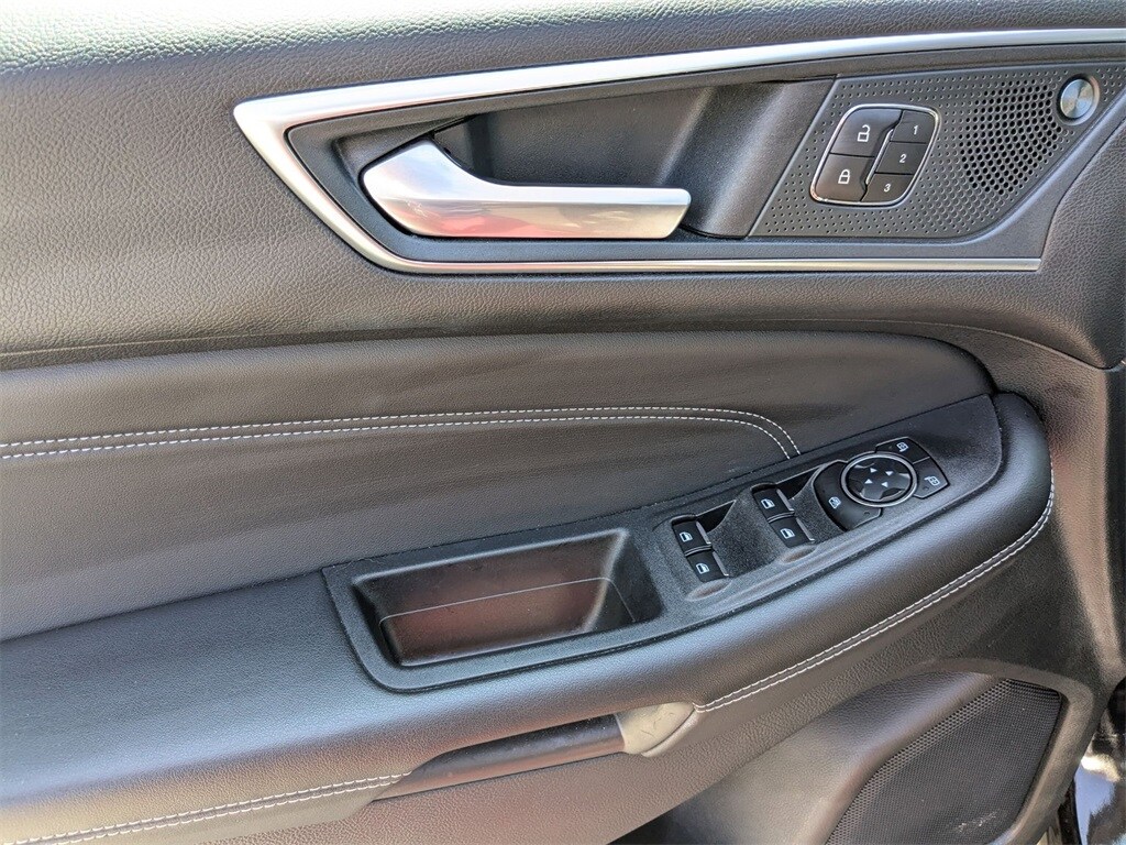 Thumbnail: 2024 Ford Edge - 11