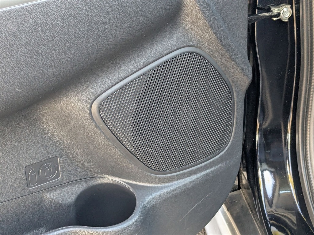 Thumbnail: 2025 Mitsubishi Outlander Sport - 18