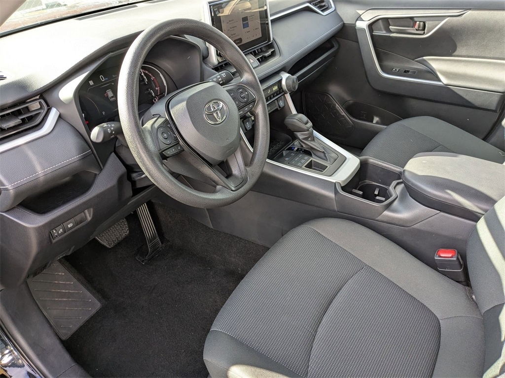 Thumbnail: 2025 Toyota RAV4 - 19