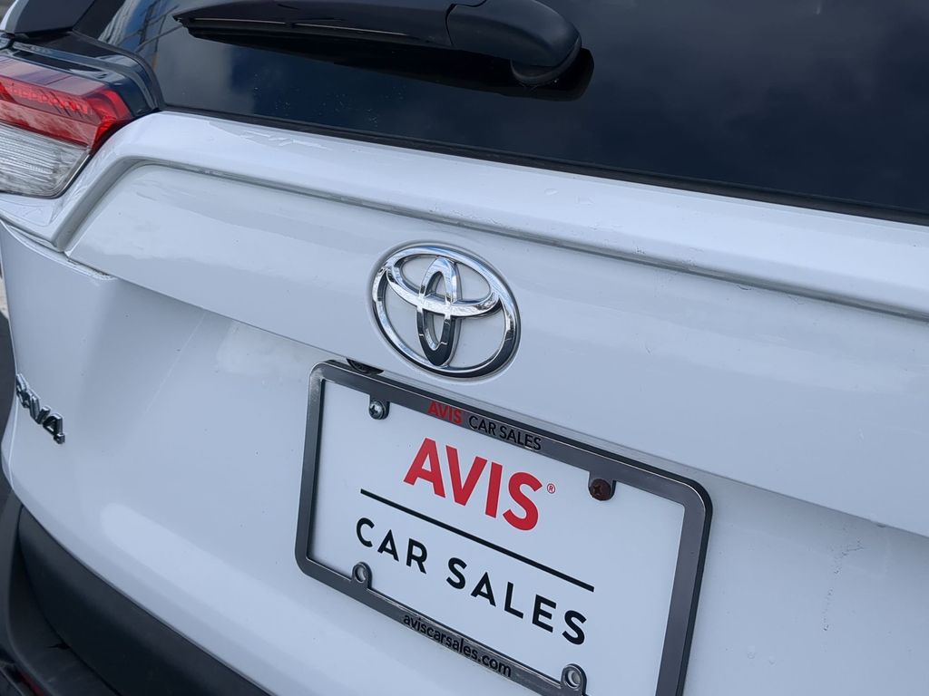 Thumbnail: 2024 Toyota RAV4 - 15