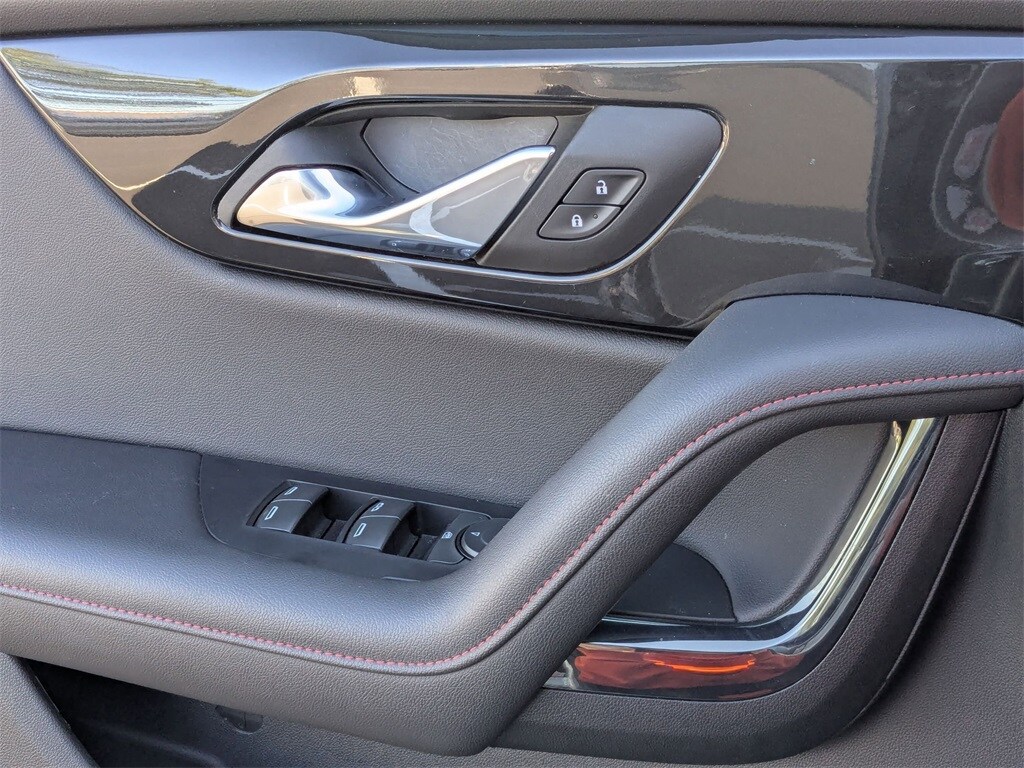 Thumbnail: 2025 Chevrolet Blazer - 14