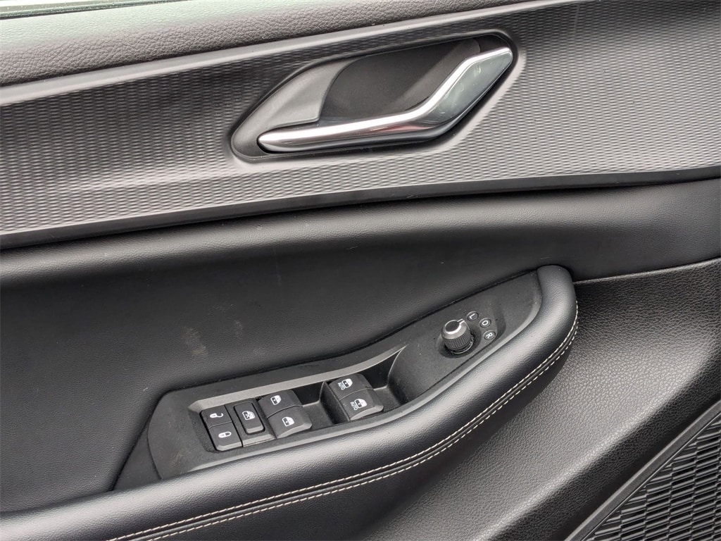 Thumbnail: 2024 Jeep Grand Cherokee - 14