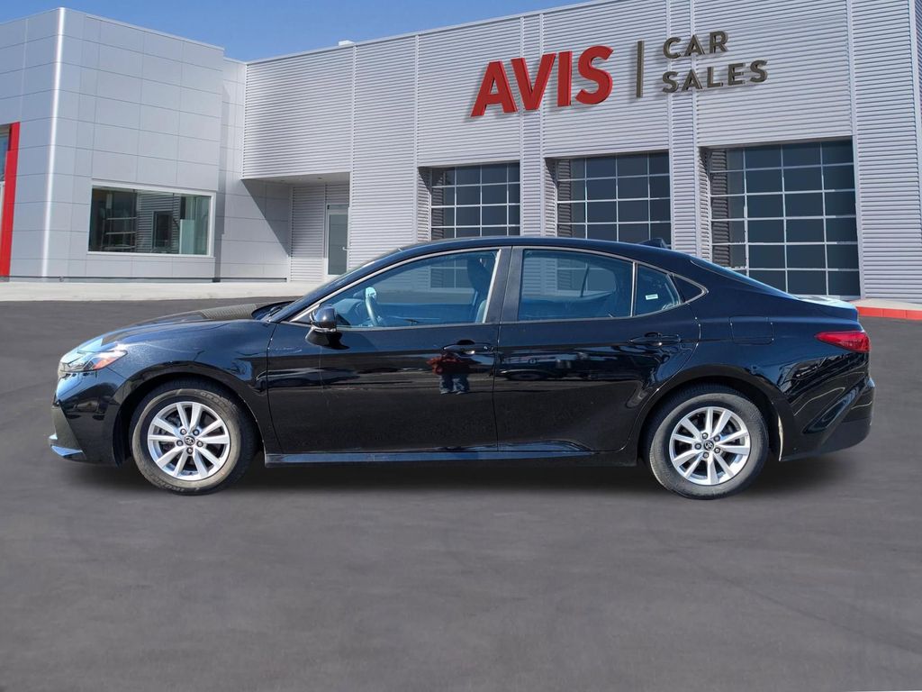 Thumbnail: 2025 Toyota Camry - 10