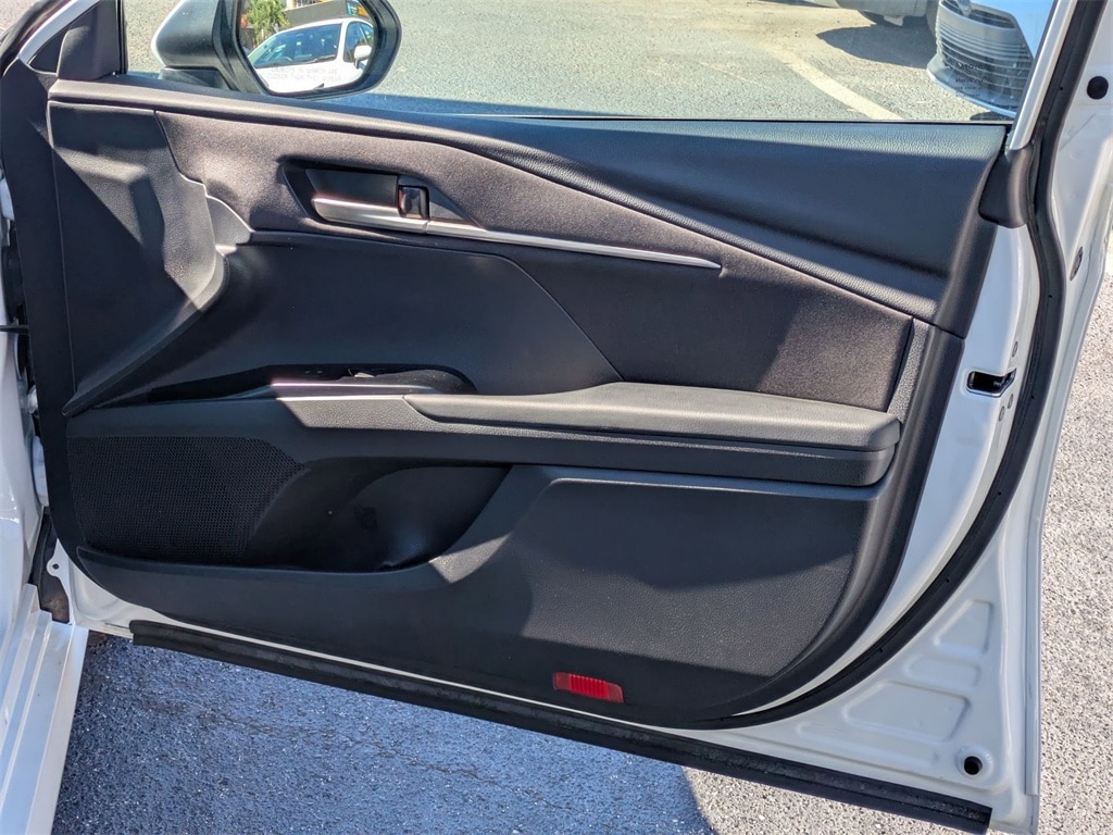 Thumbnail: 2025 Toyota Camry - 33