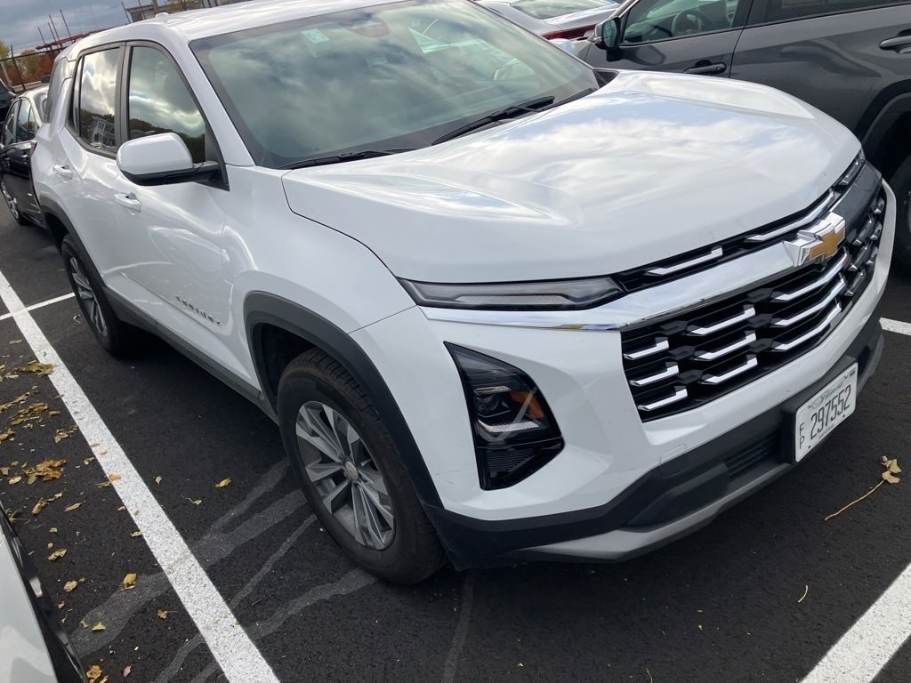 Thumbnail: 2025 Chevrolet Equinox - 2