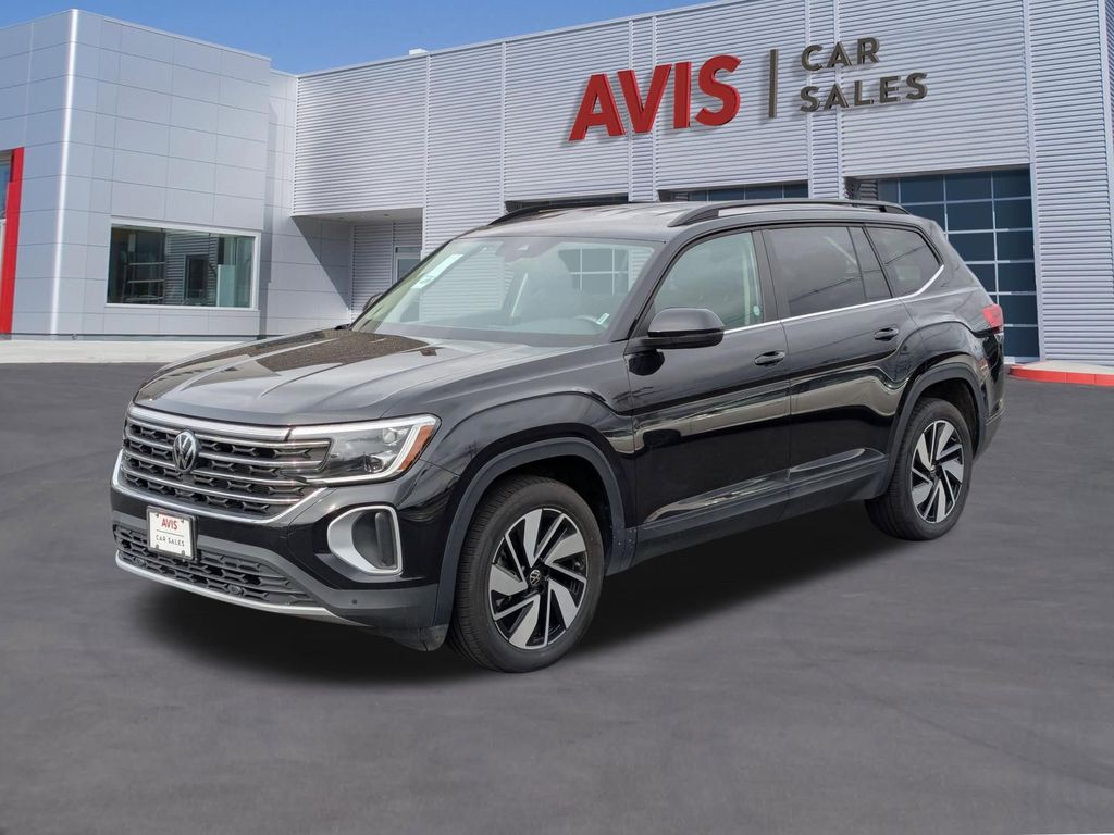 2025 Volkswagen Atlas SE w/Tech