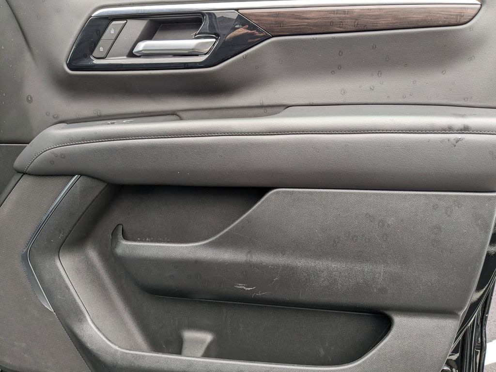 Thumbnail: 2025 Chevrolet Tahoe - 33